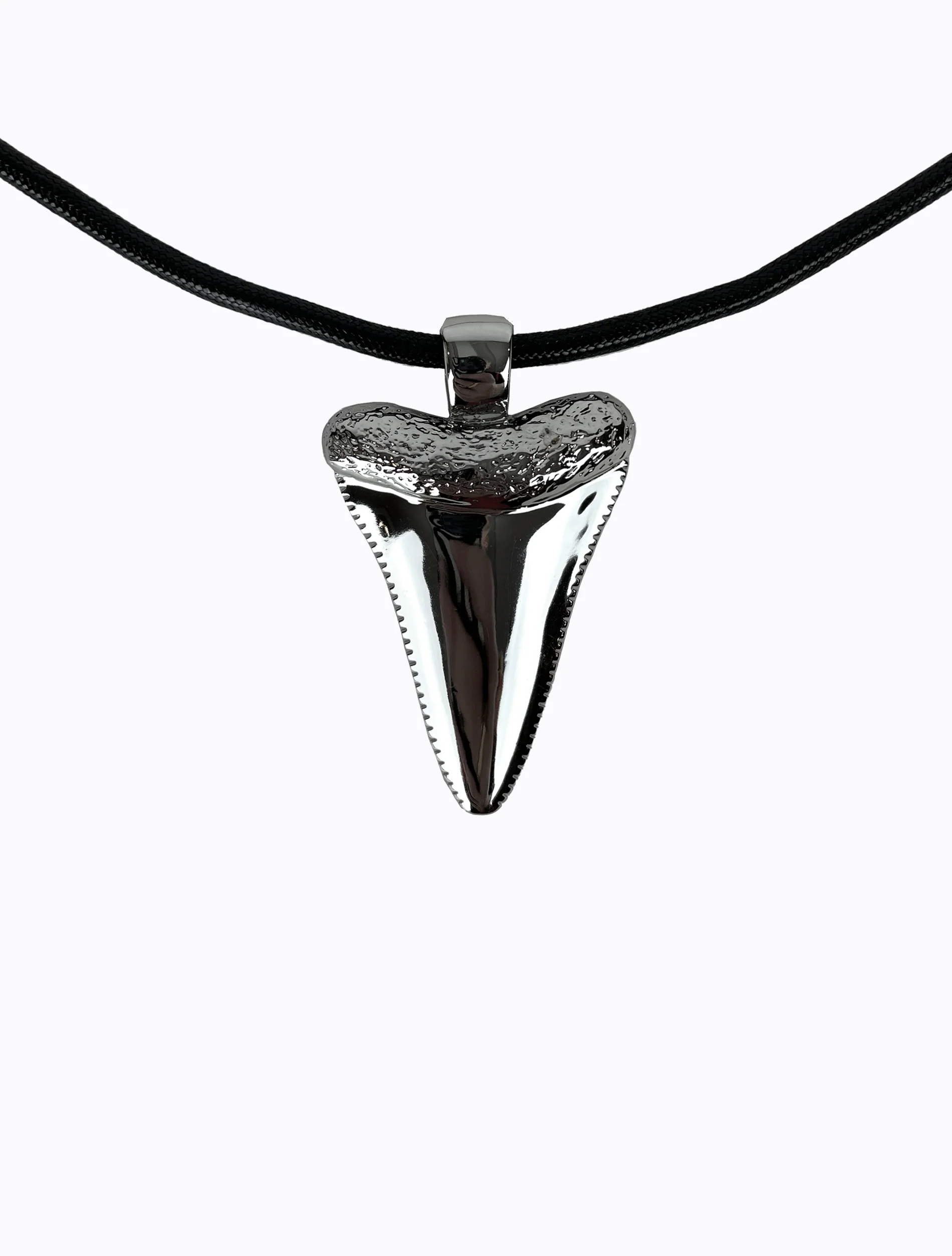 Amity Shark Necklace - Silver - Image 3
